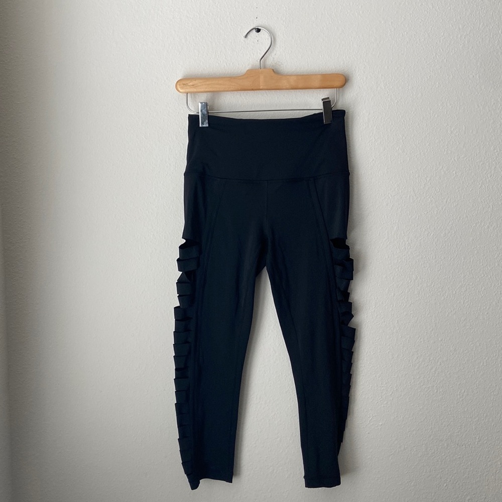 ATHLETA LEGGINGS - Picture 2 of 5